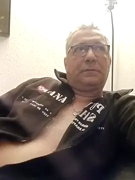 Soloyan online show from 02/11/25, 05:47