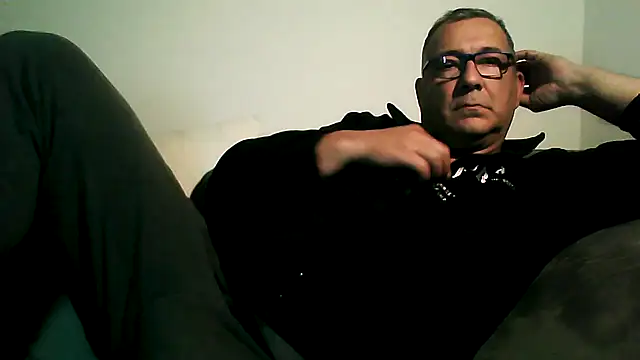 Soloyan online show from 11/10/25, 08:47