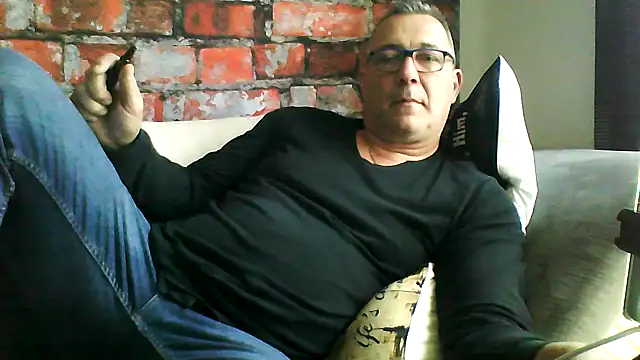 Soloyan online show from 02/25/26, 01:22