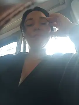 Snapshot of Elizabeth_bennett chatting on 07/15/26, 02:57 Elizabeth bennett online show from 07/15/26, 02:57