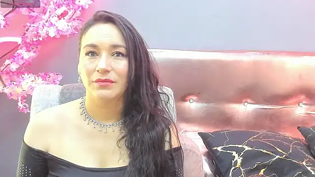 Snapshot of Elizabeth_bennett chatting on 06/23/26, 04:27 Elizabeth bennett online show from 06/23/26, 04:27