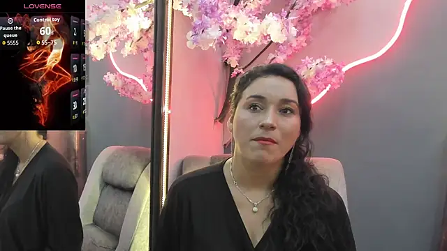 Snapshot of Elizabeth_bennett chatting on 05/23/26, 08:41 Elizabeth bennett online show from 05/23/26, 08:41