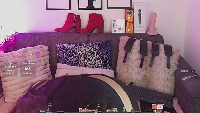 Angelabrowm online show from 06/04/26, 03:33