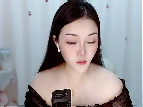 Amy-cnbaby online show from 05/10/26, 01:31