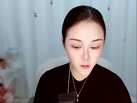 Amy-cnbaby online show from 06/06/26, 01:33