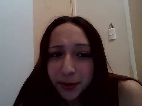 Snapshot of 010874 chatting on 06/24/26, 06:23 010874 online show from 06/24/26, 06:23