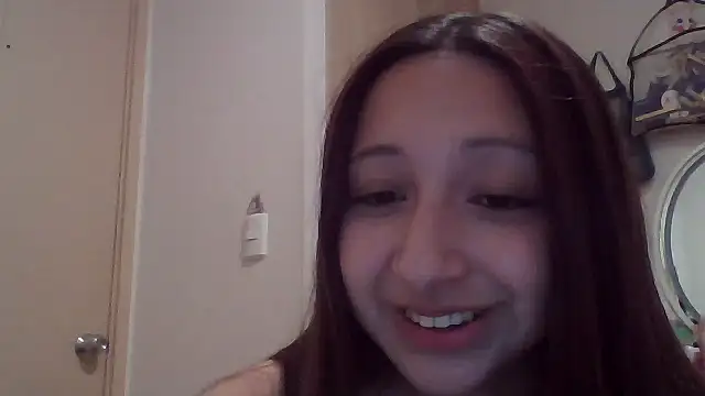 Snapshot of 010874 chatting on 07/11/26, 05:08 010874 online show from 07/11/26, 05:08
