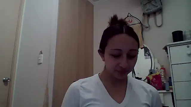 Snapshot of 010874 chatting on 07/03/26, 05:03 010874 online show from 07/03/26, 05:03