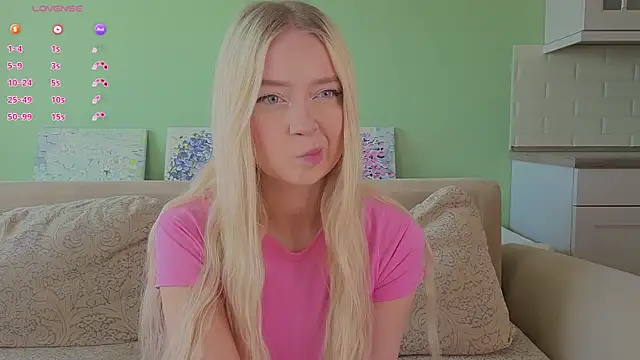 Chanelbayerr online show from 05/11/26, 03:52