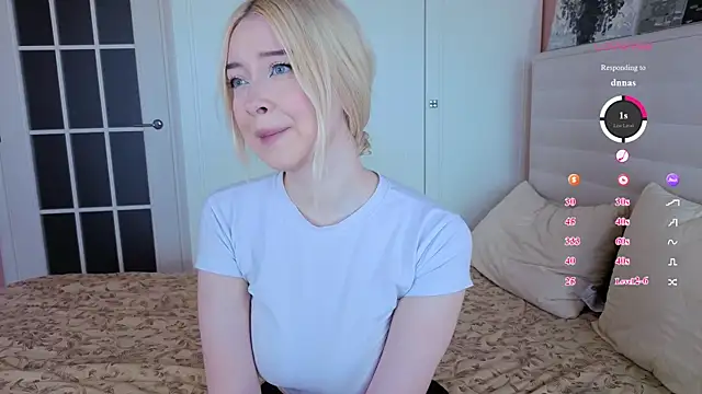 Chanelbayerr online show from 06/07/26, 01:05