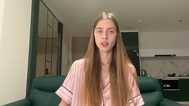 ScarlettBlank online show from 05/31/26, 01:00