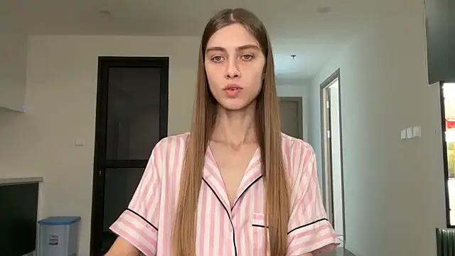 ScarlettBlank online show from 05/09/26, 02:15