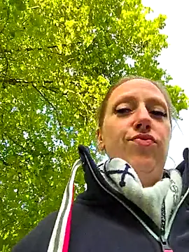 SweetGermanAlina online show from 05/15/26, 05:33