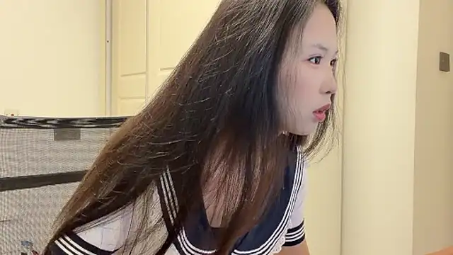 Snapshot of -LINXI chatting on 05/26/26, 11:30 -LINXI online show from 05/26/26, 11:30
