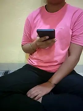 Seema yadav01 online show from 04/30/26, 07:48