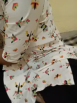 Seema yadav01 online show from 07/11/26, 05:08