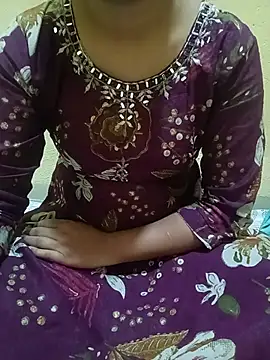 Snapshot of Seema_yadav01 chatting on 05/22/26, 05:16 Seema yadav01 online show from 05/22/26, 05:16