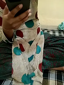 Seema yadav01 online show from 07/06/26, 01:56