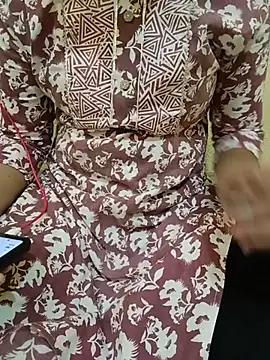 Seema yadav01 online show from 07/24/26, 05:14