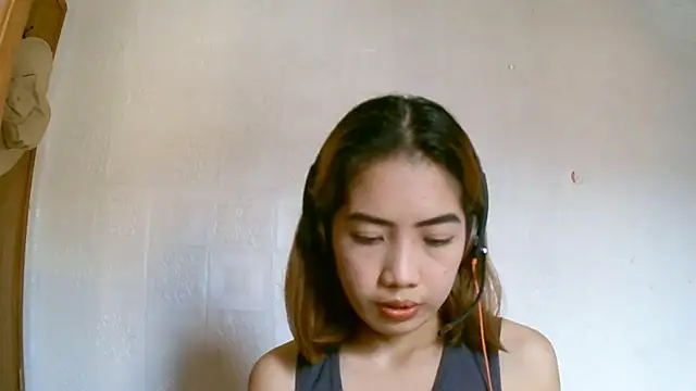 LeonieWiggains online show from 05/04/26, 06:49