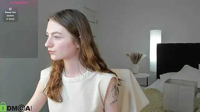 Valenora1 online show from 05/14/26, 12:02