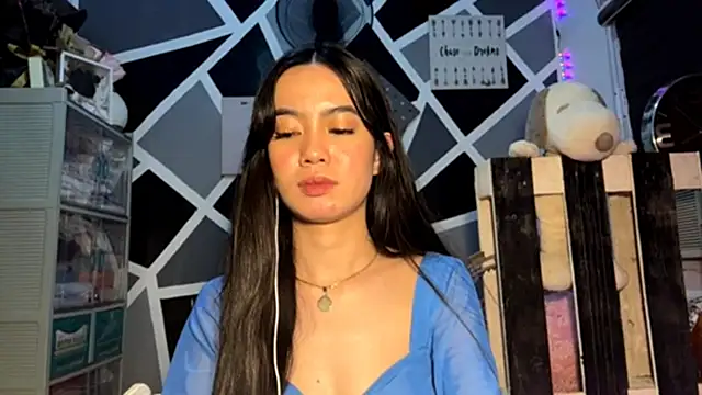 DesireePerson online show from 05/04/26, 02:31