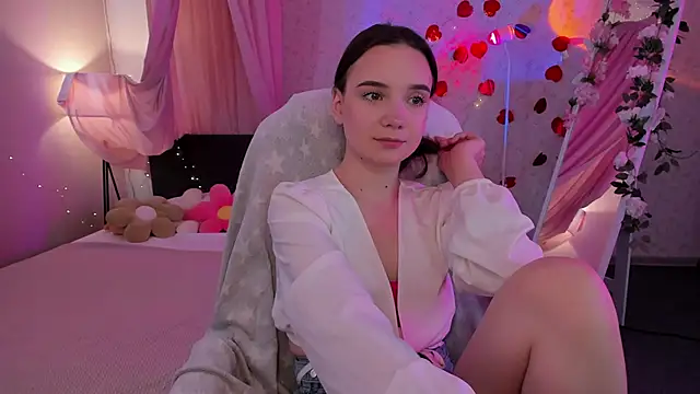 Snapshot of Elvienne chatting on 07/01/26, 03:07 Elvienne online show from 07/01/26, 03:07