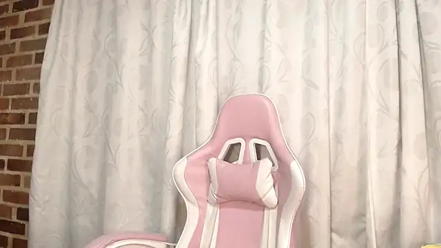 ailyn-29 online show from 05/06/26, 11:31