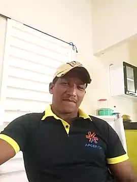 Snapshot of casado8659 chatting on 06/17/26, 11:31 casado8659 online show from 06/17/26, 11:31