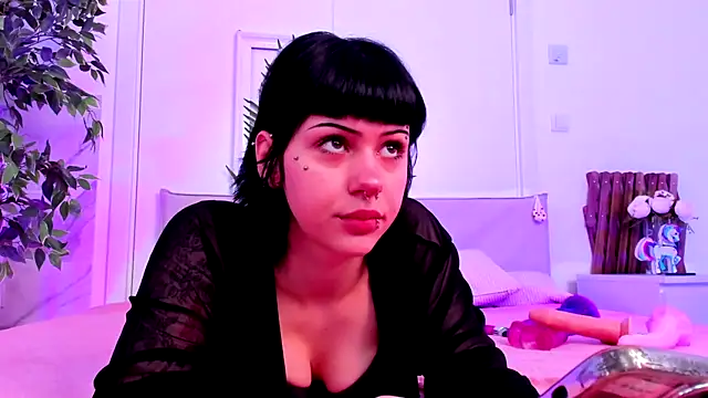 Ashley Alt online show from 08/05/26, 06:51