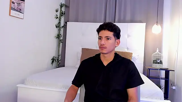 Alejo-and-Thiago online show from 07/22/26, 12:40