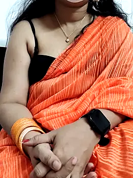 Snapshot of wow_vasavi chatting on 05/17/26, 05:46 wow vasavi online show from 05/17/26, 05:46
