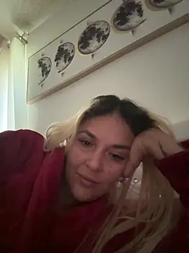 suris94 online show from 05/02/26, 07:41