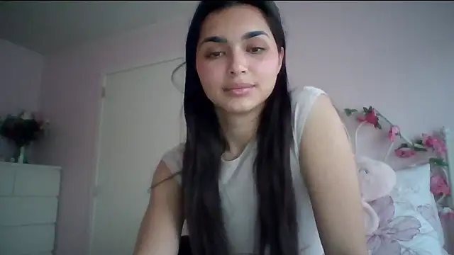 yourbella37 online show from 05/18/26, 07:07