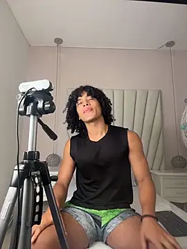Taylor gray7 online show from 06/16/26, 04:01
