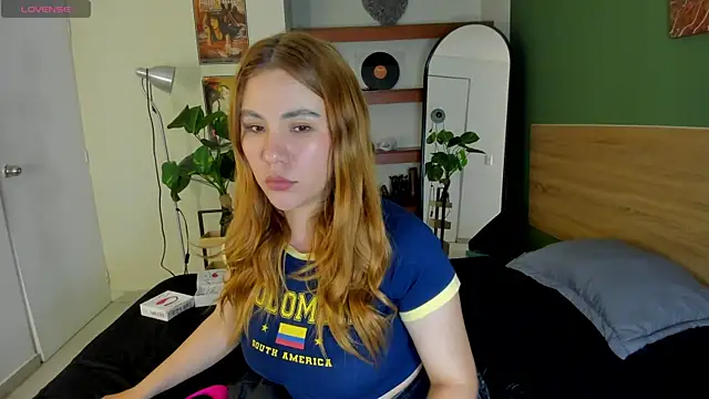 Snapshot of _zoe_3 chatting on 07/12/26, 03:13 zoe 3 online show from 07/12/26, 03:13