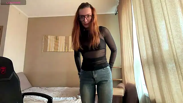 Stella Rass online show from 05/13/26, 08:32