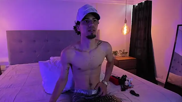 MichaelEvanss  online show from 06/02/26, 01:00