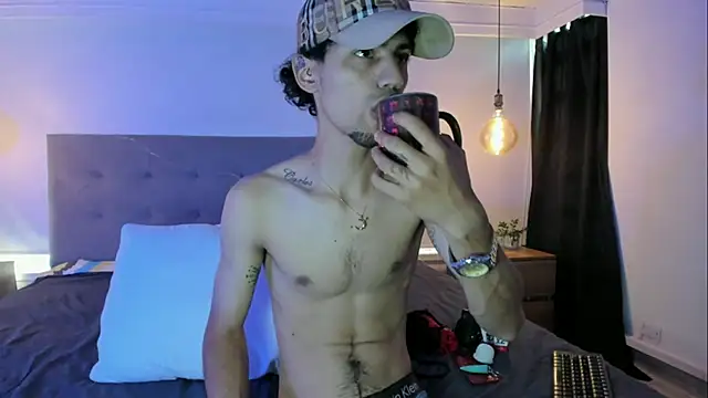 MichaelEvanss  online show from 06/30/26, 12:49