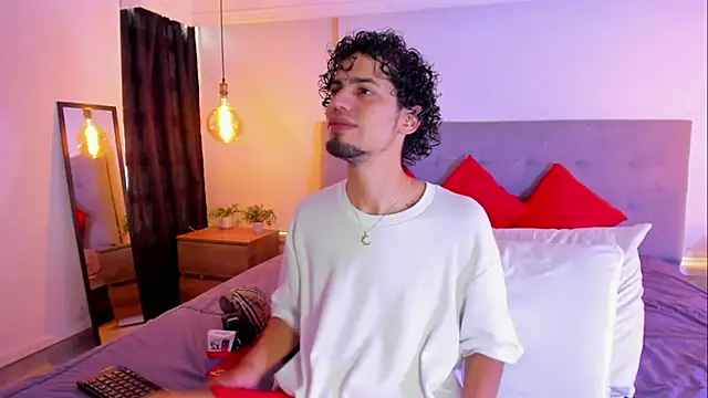 MichaelEvanss  online show from 07/13/26, 12:48