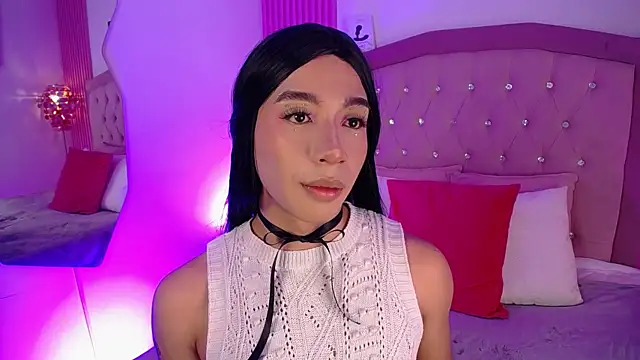 Snapshot of Khloe_Dangel chatting on 05/08/26, 04:16 Khloe Dangel online show from 05/08/26, 04:16