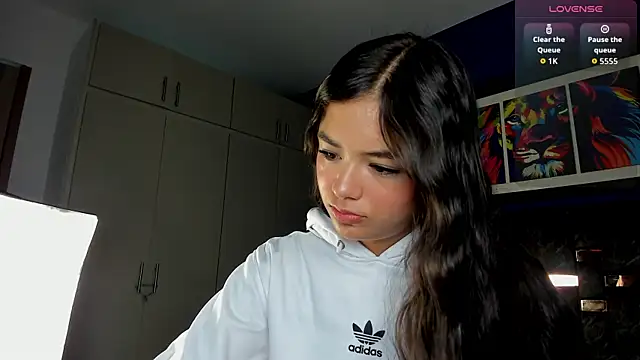 jade lov online show from 05/29/26, 12:11