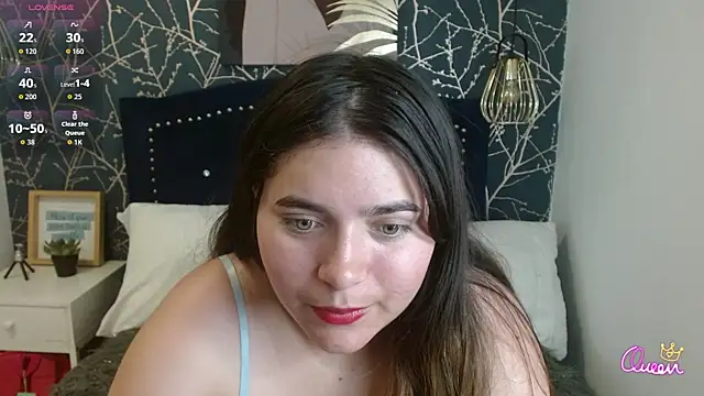 Laurha  online show from 05/11/26, 07:11
