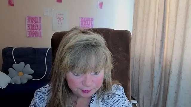 Melania Cook online show from 07/01/26, 10:26