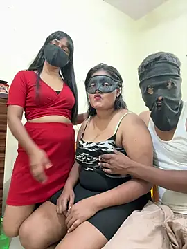 MUSKANHOTCOUPLE online show from 06/20/26, 06:40