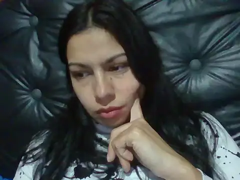 Snapshot of pamelaamorette chatting on 07/04/26, 08:24 pamelaamorette online show from 07/04/26, 08:24