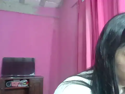pamelaamorette online show from 05/18/26, 01:17