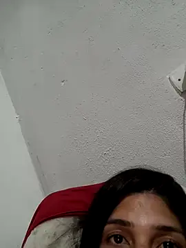 Snapshot of nessaflors2 chatting on 05/08/26, 09:40 nessaflors2 online show from 05/08/26, 09:40