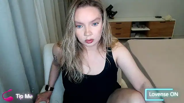 PolinaXXXXXJones online show from 05/12/26, 06:36