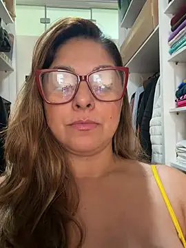 Mariiii morena online show from 06/03/26, 04:01